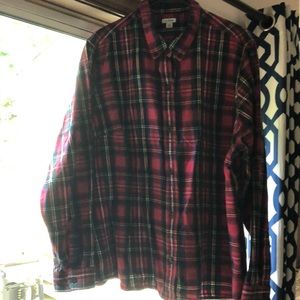 Plaid long sleeve flannel shirt